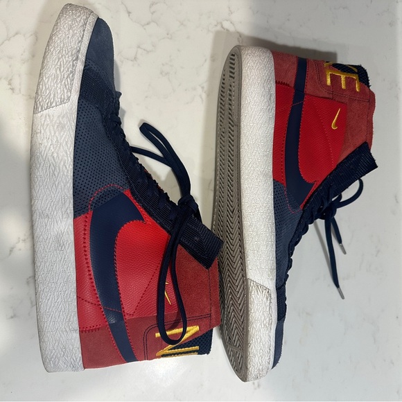 Nike SB Zoom Blazer Mid Premium Deconstructed - Barcelona Size 12 EUC - Picture 6 of 13